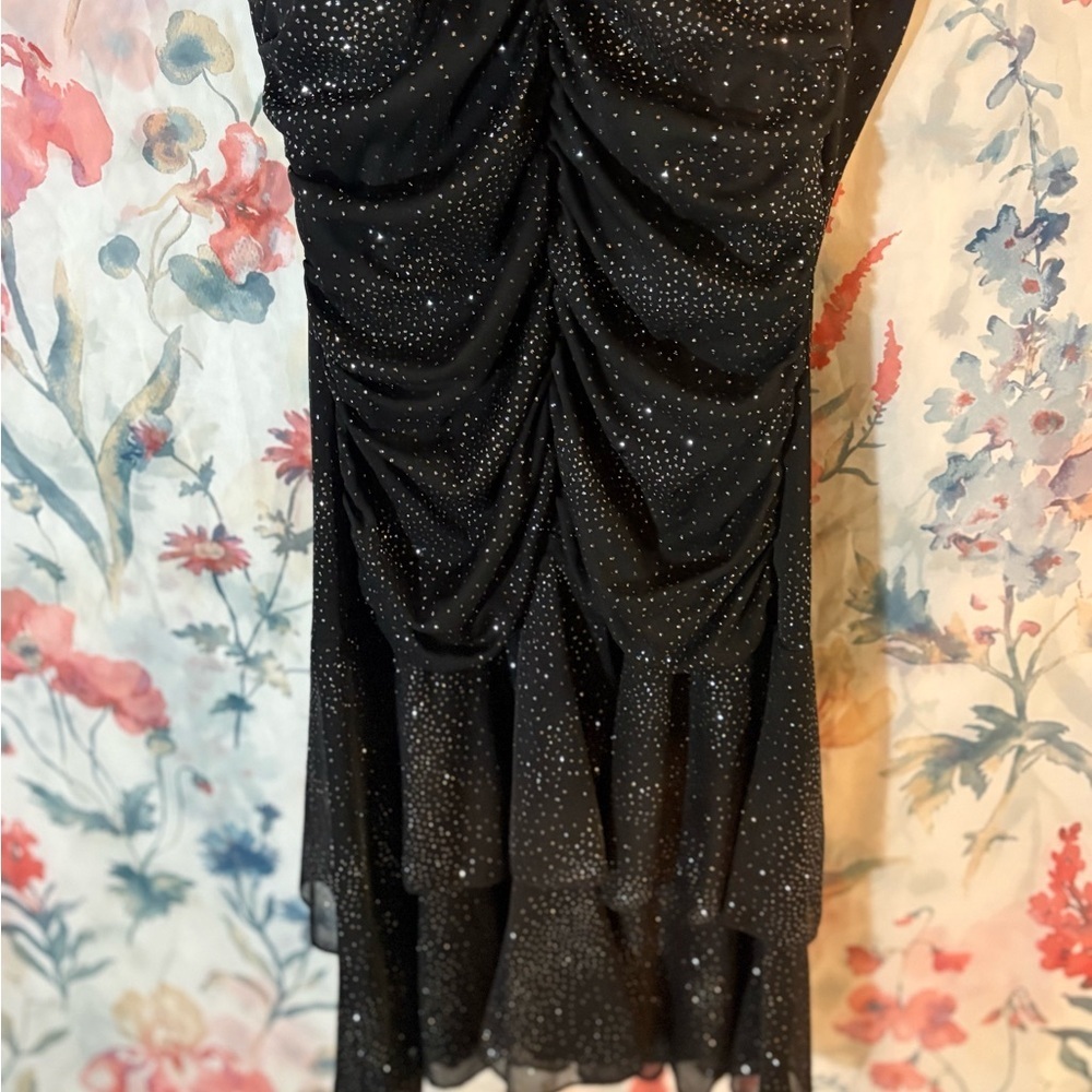 Vintage Elegant Black Sleeveless Dress - Picture 4 of 9